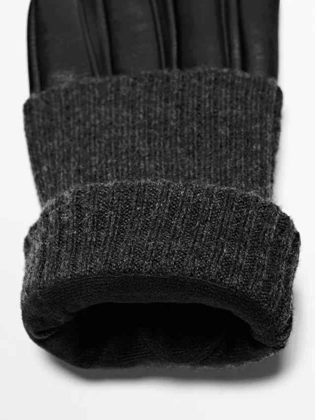 Kontrastreiche Handschuhe aus Nappaleder und Strick Kontrastreiche Handschuhe aus Nappaleder und Strick