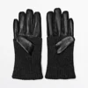 Kontrastreiche Handschuhe aus Nappaleder und Strick Kontrastreiche Handschuhe aus Nappaleder und Strick