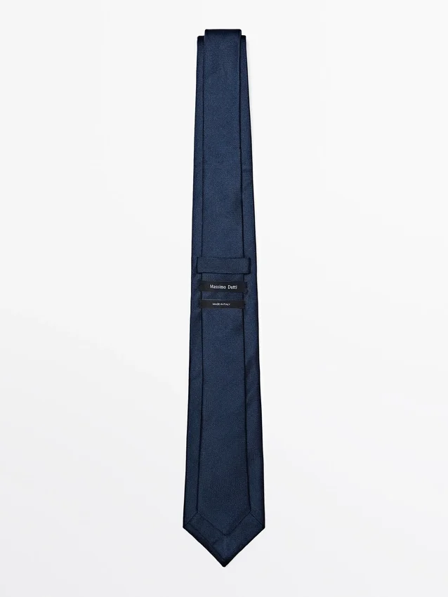 Krawatte aus 100 % Seide mit Struktur Krawatte aus 100 % Seide mit Struktur