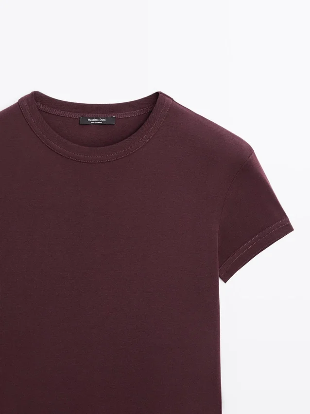 Kurzarm-T-Shirt aus 100 % Baumwolle Kurzarm-T-Shirt aus 100 % Baumwolle