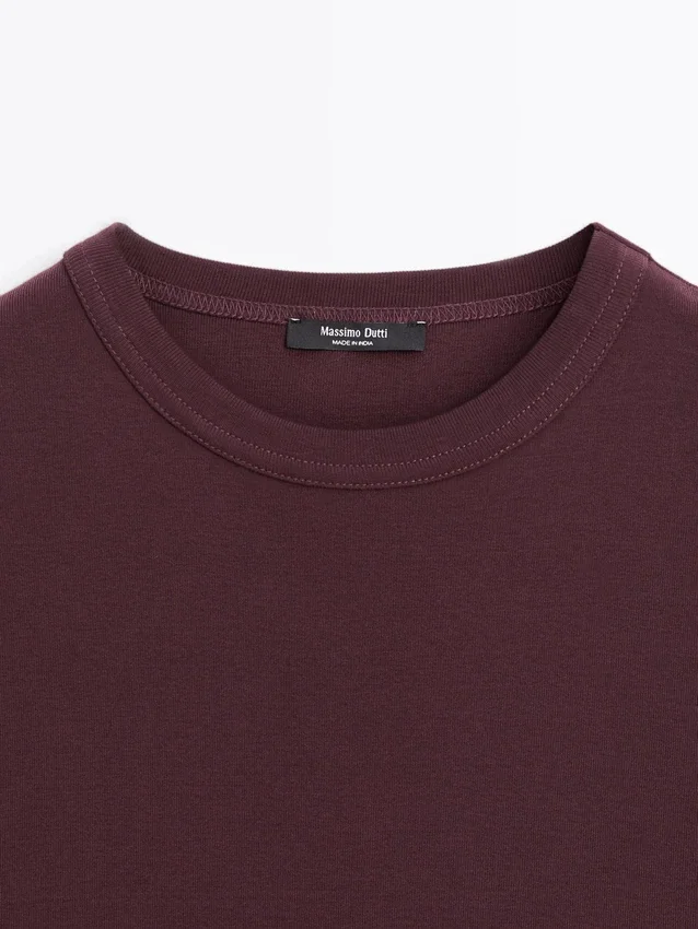 Kurzarm-T-Shirt aus 100 % Baumwolle Kurzarm-T-Shirt aus 100 % Baumwolle