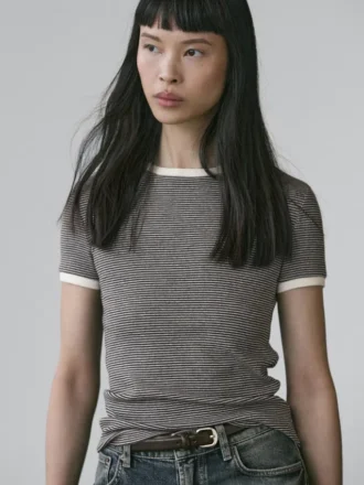 Kurzarm-T-Shirt mit Kontrastdetails