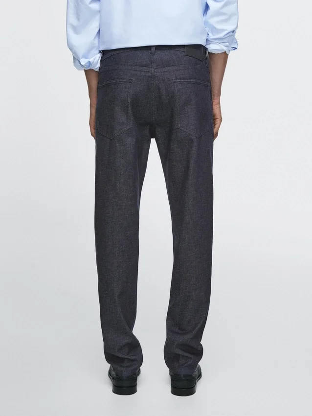 Leichte Slim-Fit-Jeans mit Waschung Leichte Slim-Fit-Jeans mit Waschung