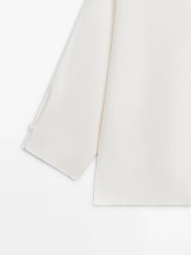 Leinenjacke mit Knopfdetails Leinenjacke mit Knopfdetails