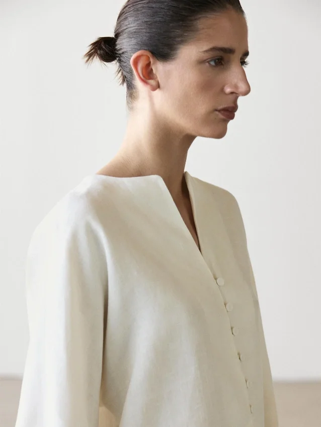 Leinenjacke mit Knopfdetails Leinenjacke mit Knopfdetails