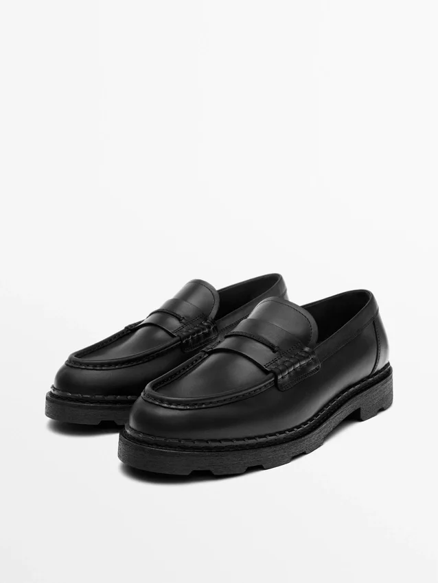 Loafer aus Leder mit Profilsohle und Penny-Riemen Loafer aus Leder mit Profilsohle und Penny-Riemen