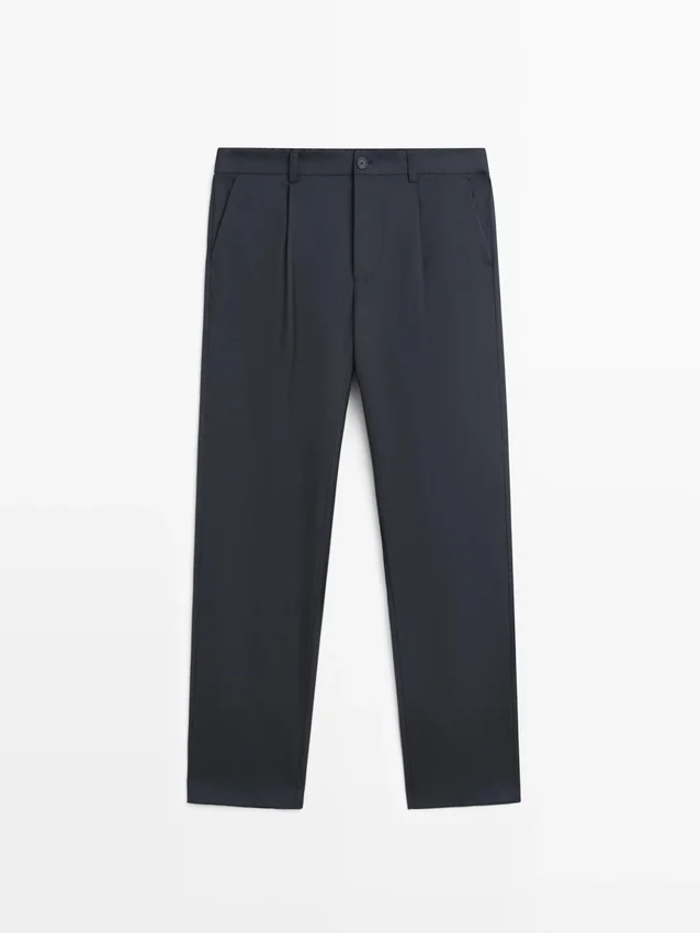 Locker sitzende Hose aus Wollmischung mit Abnähern Locker sitzende Hose aus Wollmischung mit Abnähern