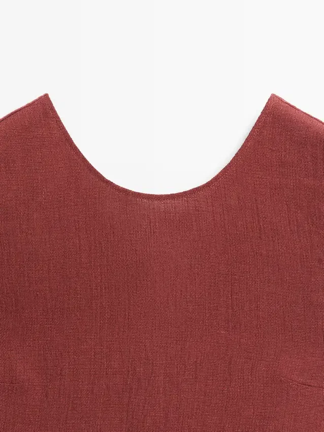 Midi-Kleid aus 100 % Leinen Midi-Kleid aus 100 % Leinen