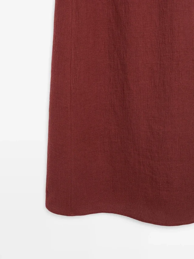 Midi-Kleid aus 100 % Leinen Midi-Kleid aus 100 % Leinen