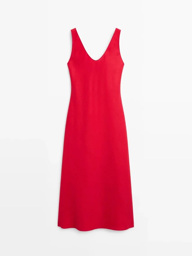 Midi-Kleid aus Leinen mit Trägern Midi-Kleid aus Leinen mit Trägern