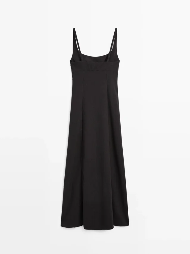 Midi-Kleid aus Leinen mit Trägern Midi-Kleid aus Leinen mit Trägern