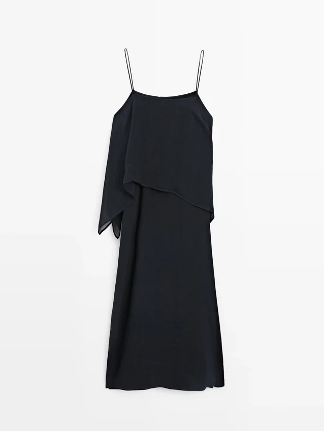 Midi-Kleid mit asymmetrischen Rüschen Midi-Kleid mit asymmetrischen Rüschen