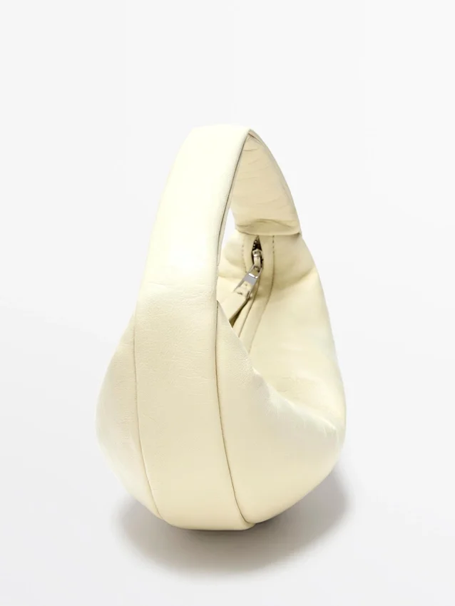 Mini-Halbmondtasche aus Nappaleder Mini-Halbmondtasche aus Nappaleder