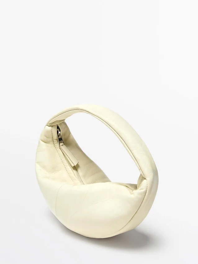 Mini-Halbmondtasche aus Nappaleder Mini-Halbmondtasche aus Nappaleder