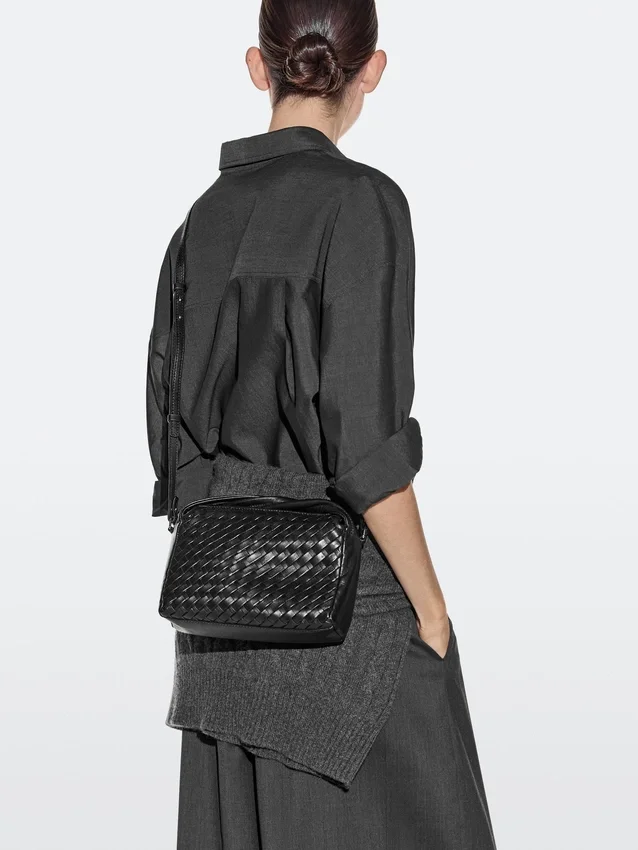 Mini-Tasche aus geflochtenem Nappaleder Mini-Tasche aus geflochtenem Nappaleder