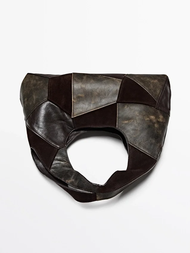 Mittelgroße Patchwork-Tasche aus Wildleder Mittelgroße Patchwork-Tasche aus Wildleder