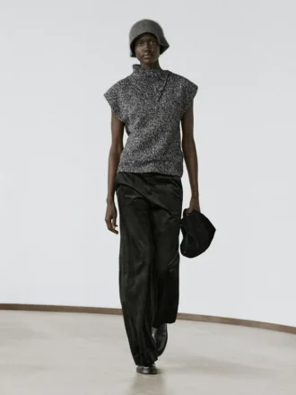 Moulina-Strickweste mit Kragen Moulina-Strickweste mit Kragen