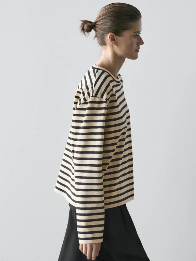 Oversize-T-Shirt aus Baumwollmischung mit Streifenmuster Oversize-T-Shirt aus Baumwollmischung mit Streifenmuster