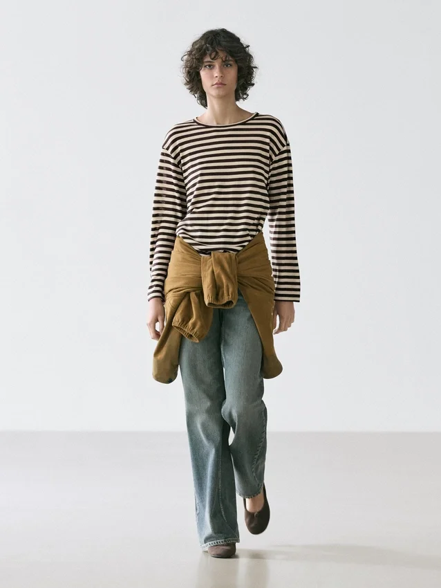 Oversize-T-Shirt mit langen Ärmeln und Streifenmuster Oversize-T-Shirt mit langen Ärmeln und Streifenmuster