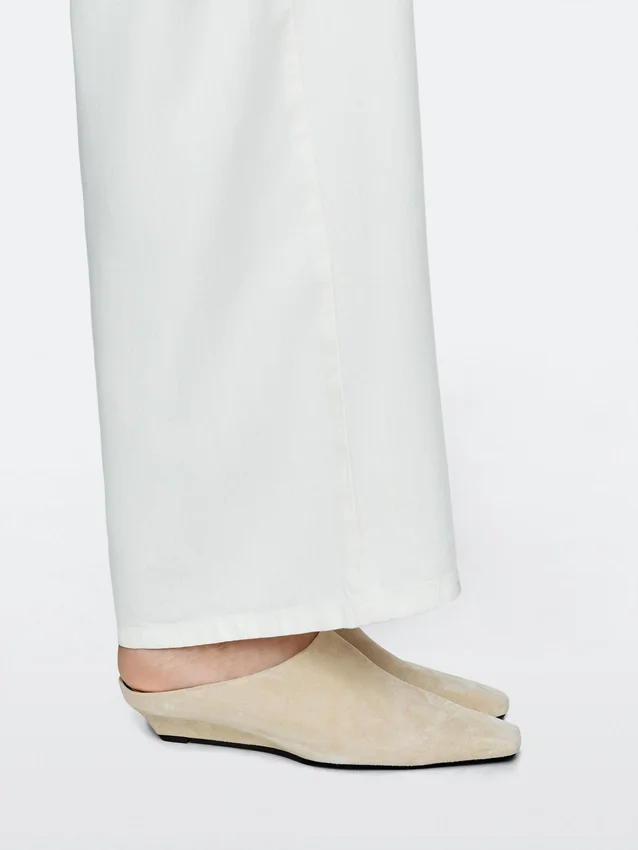 Pantoletten mit Keilabsatz Pantoletten mit Keilabsatz