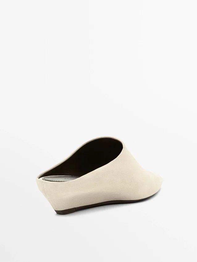 Pantoletten mit Keilabsatz Pantoletten mit Keilabsatz