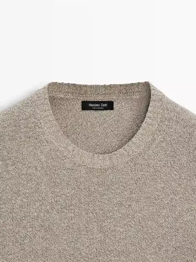 Pullover aus Baumwoll- und Leinen-Moulina-Strick Pullover aus Baumwoll- und Leinen-Moulina-Strick