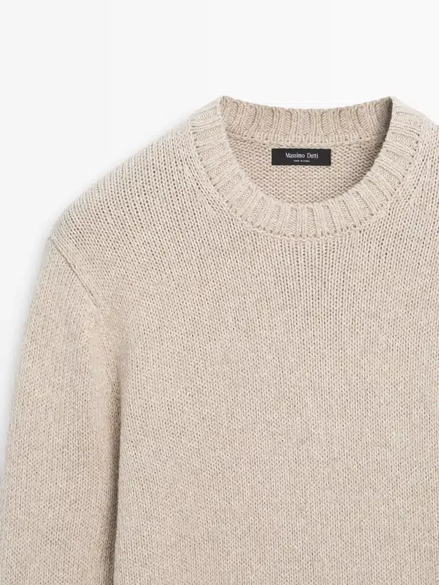 Pullover aus Baumwollmischung mit Rundhalsausschnitt Pullover aus Baumwollmischung mit Rundhalsausschnitt