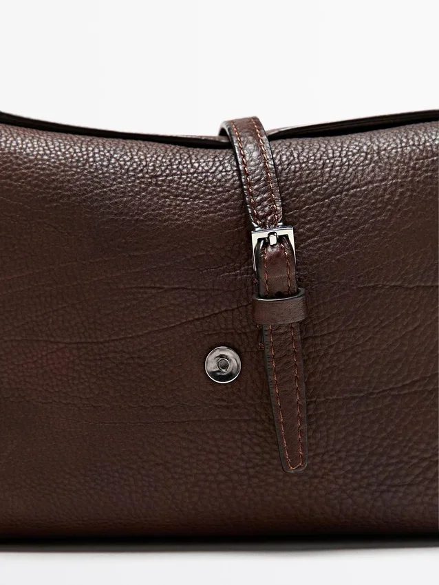 Reise-Kulturbeutel aus Nappaleder Reise-Kulturbeutel aus Nappaleder