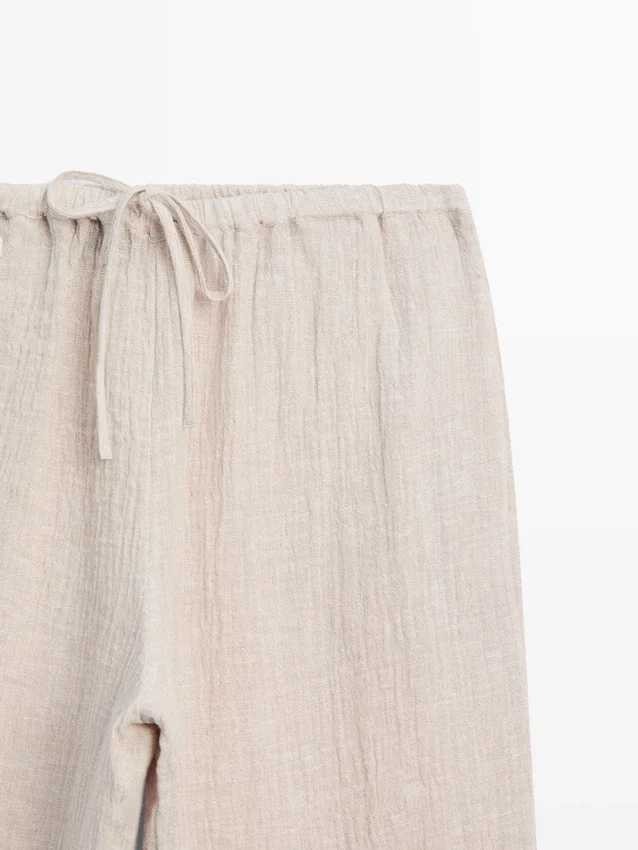 Sarouel-Hose aus 100 % Leinen mit Waffelstruktur Sarouel-Hose aus 100 % Leinen mit Waffelstruktur