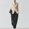 Satin-Blazer mit hohem Kragen Satin-Blazer mit hohem Kragen