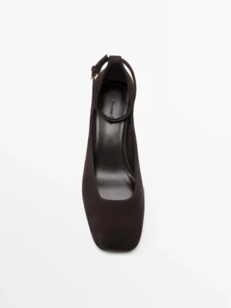 Schuhe mit Absatz und eckigem Vorderblatt