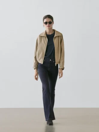 Skinny-Jeans mit hoher Taille und ausgestelltem Bein