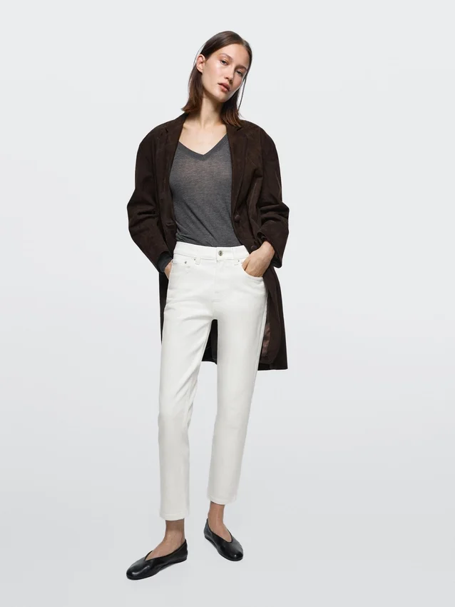 Slim-Fit-Jeans mit mittlerer Leibhöhe und verkürztem Bein Slim-Fit-Jeans mit mittlerer Leibhöhe und verkürztem Bein