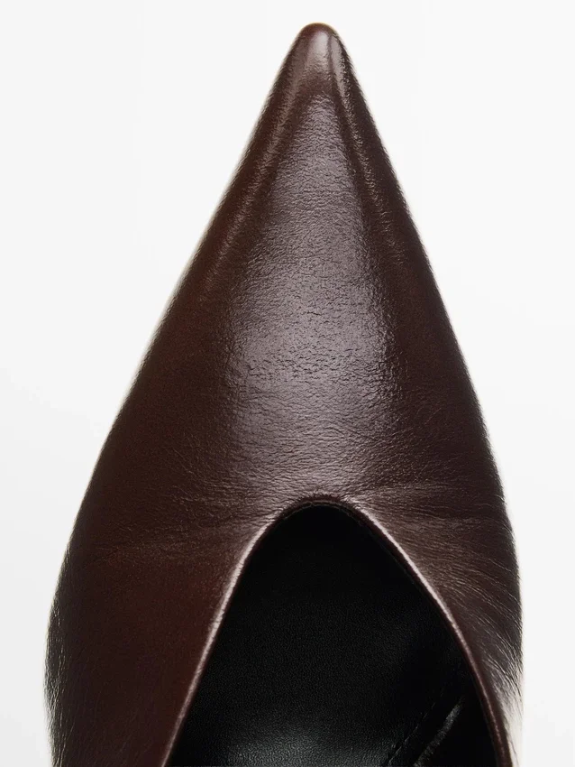 Slingback-Schuhe mit hohem Absatz Slingback-Schuhe mit hohem Absatz