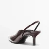 Slingback-Schuhe mit hohem Absatz Slingback-Schuhe mit hohem Absatz