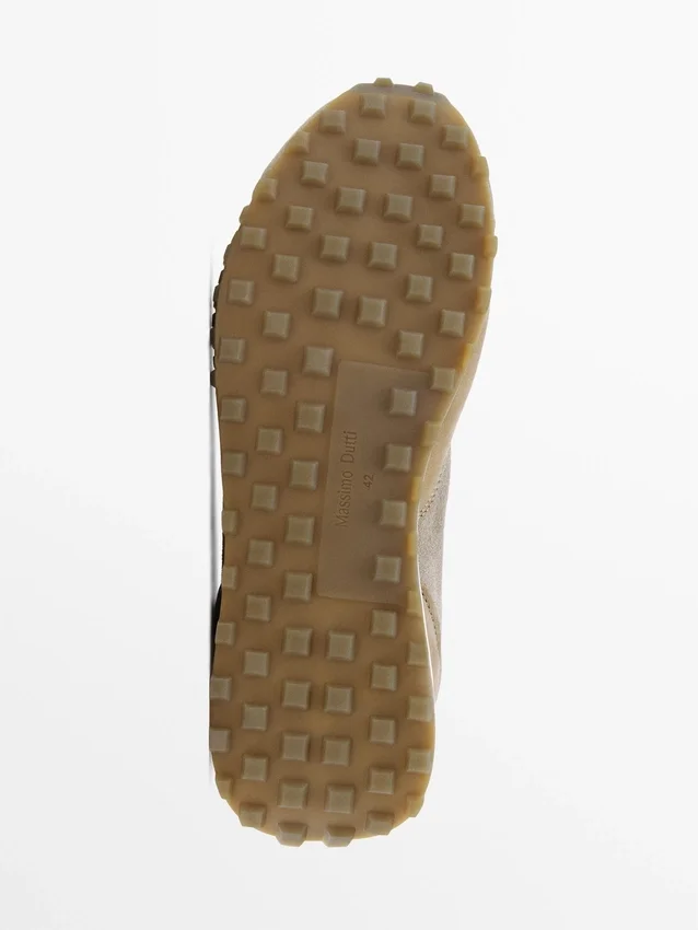 Sneaker aus Kontrastleder Sneaker aus Kontrastleder