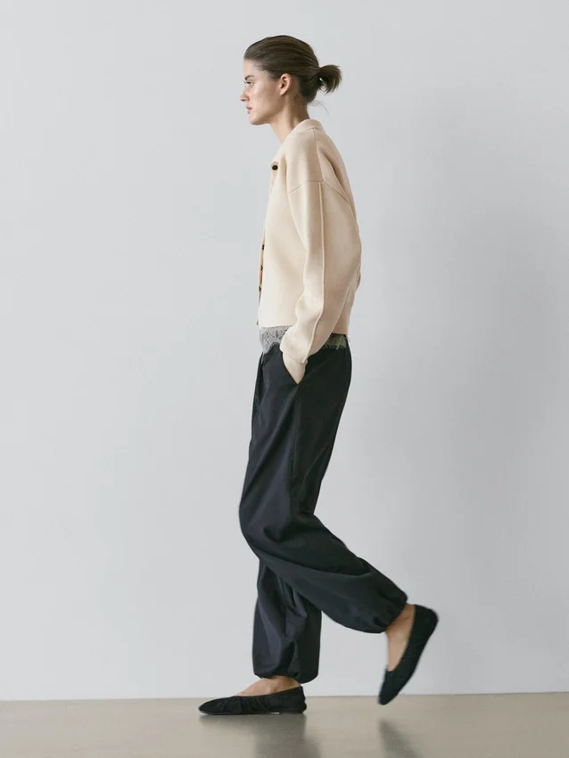 Strickcardigan mit Polokragen aus Baumwollstrick Strickcardigan mit Polokragen aus Baumwollstrick