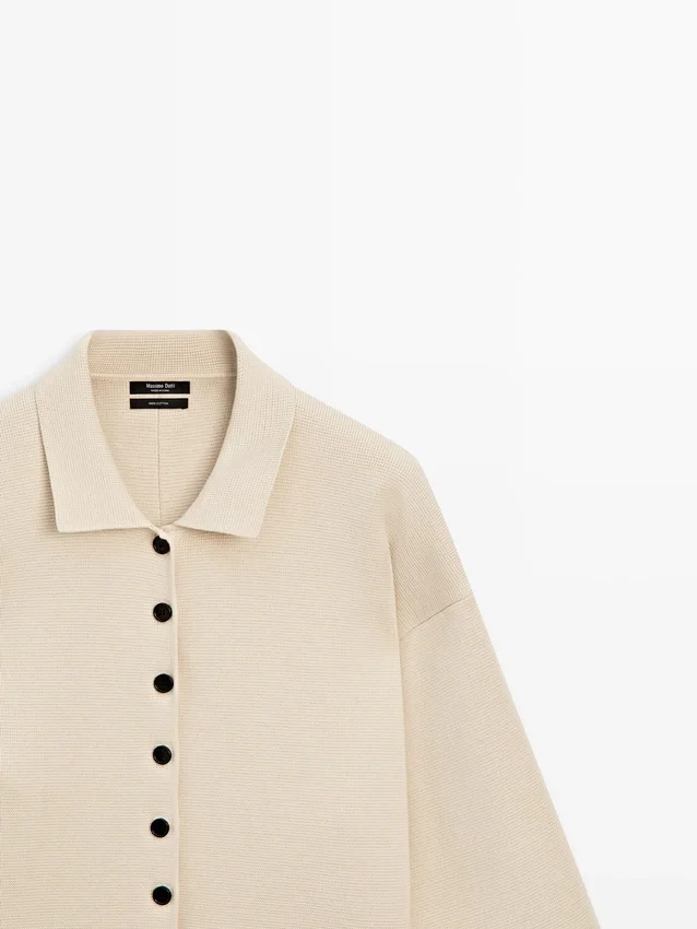 Strickcardigan mit Polokragen aus Baumwollstrick Strickcardigan mit Polokragen aus Baumwollstrick