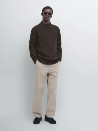 Strickpullover aus Baumwollmischung mit Rollkragen Strickpullover aus Baumwollmischung mit Rollkragen