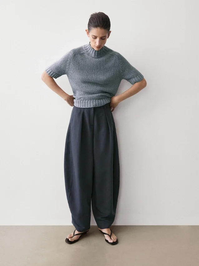 Strickpullover aus Baumwollmischung mit Rollkragen Strickpullover aus Baumwollmischung mit Rollkragen