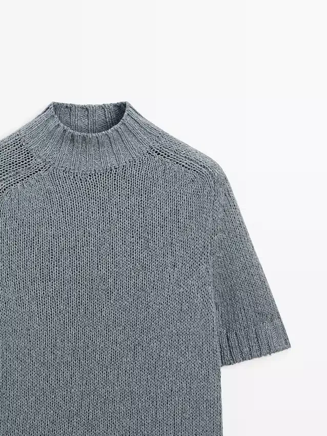 Strickpullover aus Baumwollmischung mit Rollkragen Strickpullover aus Baumwollmischung mit Rollkragen