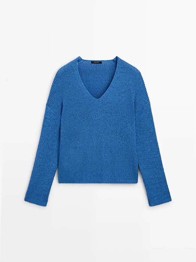 Strickpullover aus Baumwollmischung mit V-Ausschnitt Strickpullover aus Baumwollmischung mit V-Ausschnitt