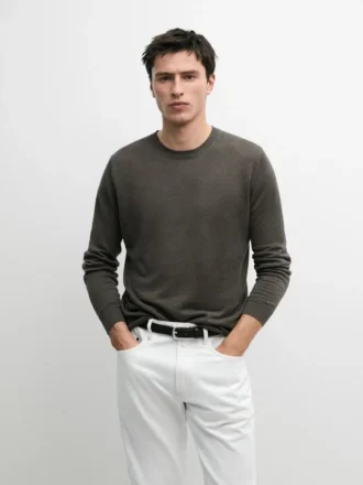 Strickpullover aus Leinen mit Rundhalsausschnitt