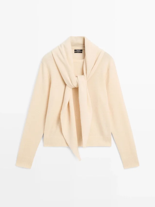 Strickpullover mit Schals-Detail Strickpullover mit Schals-Detail