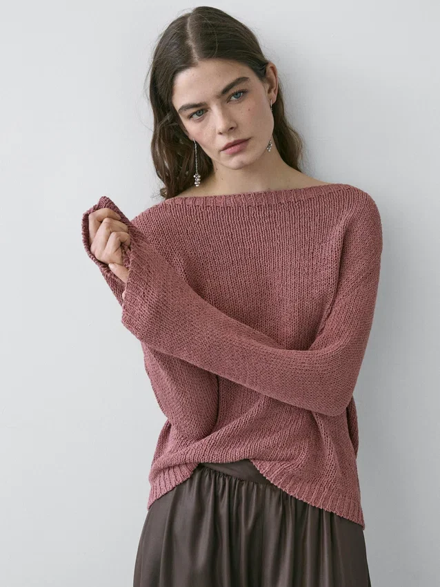 Strickpullover mit U-Boot-Ausschnitt Strickpullover mit U-Boot-Ausschnitt