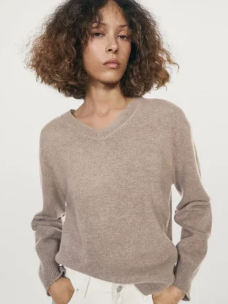 Strickpullover mit V-Ausschnitt und Ellbogenpatches