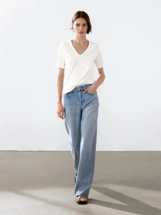 T-Shirt aus 100 % Baumwolle mit kurzen Ärmeln