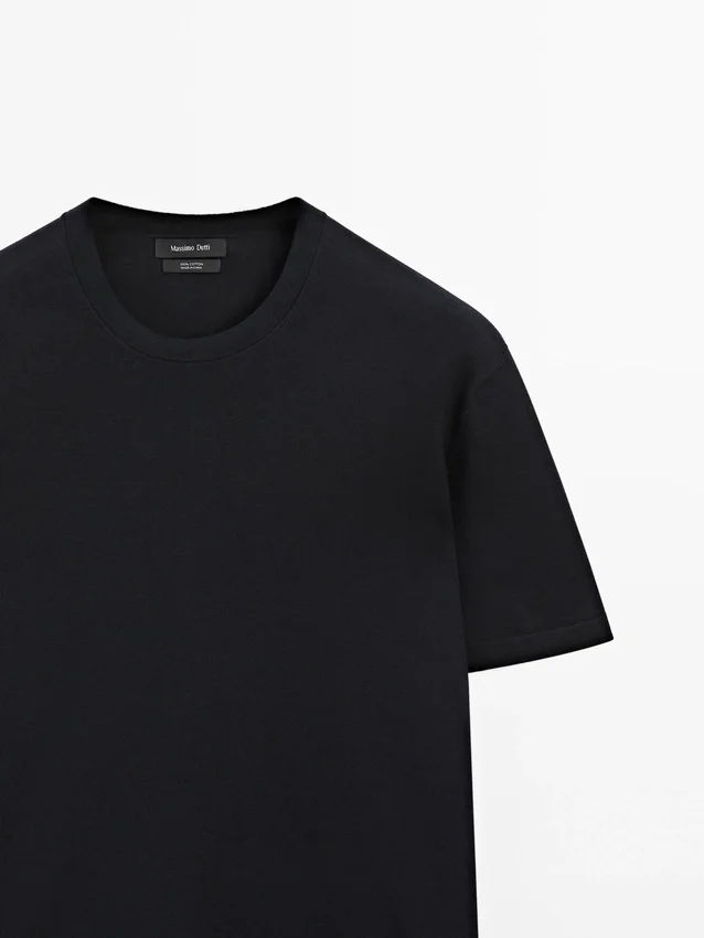 T-Shirt aus Baumwollstrick T-Shirt aus Baumwollstrick