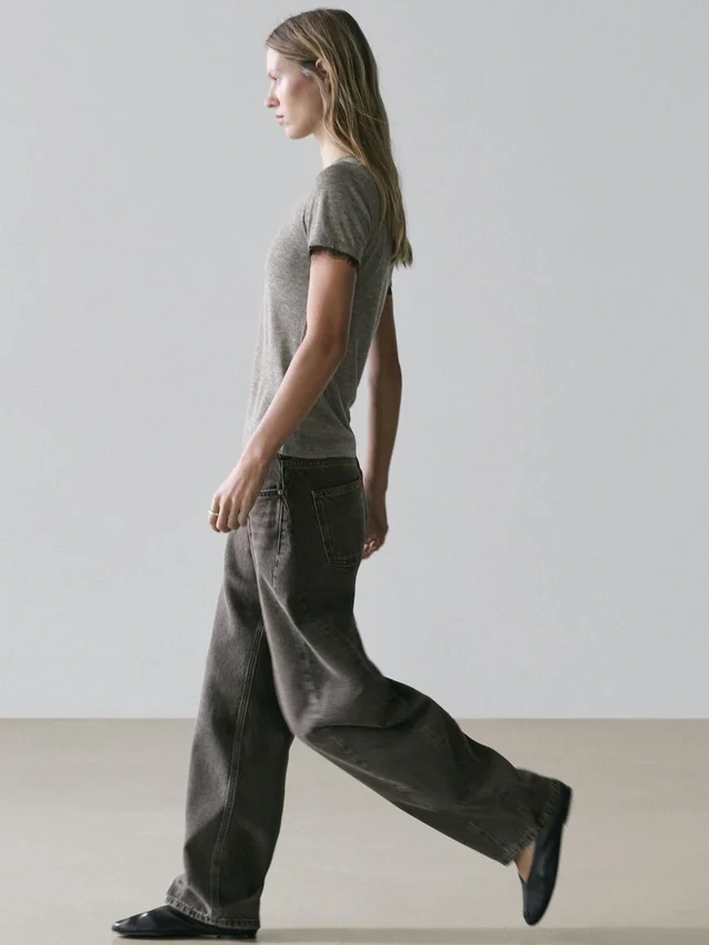 T-Shirt aus Wollmischung mit Spitzendetail T-Shirt aus Wollmischung mit Spitzendetail