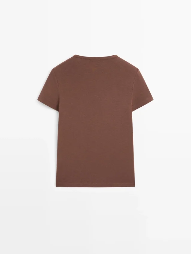 T-Shirt mit kurzen Ärmeln aus Lyocell-Mischung T-Shirt mit kurzen Ärmeln aus Lyocell-Mischung